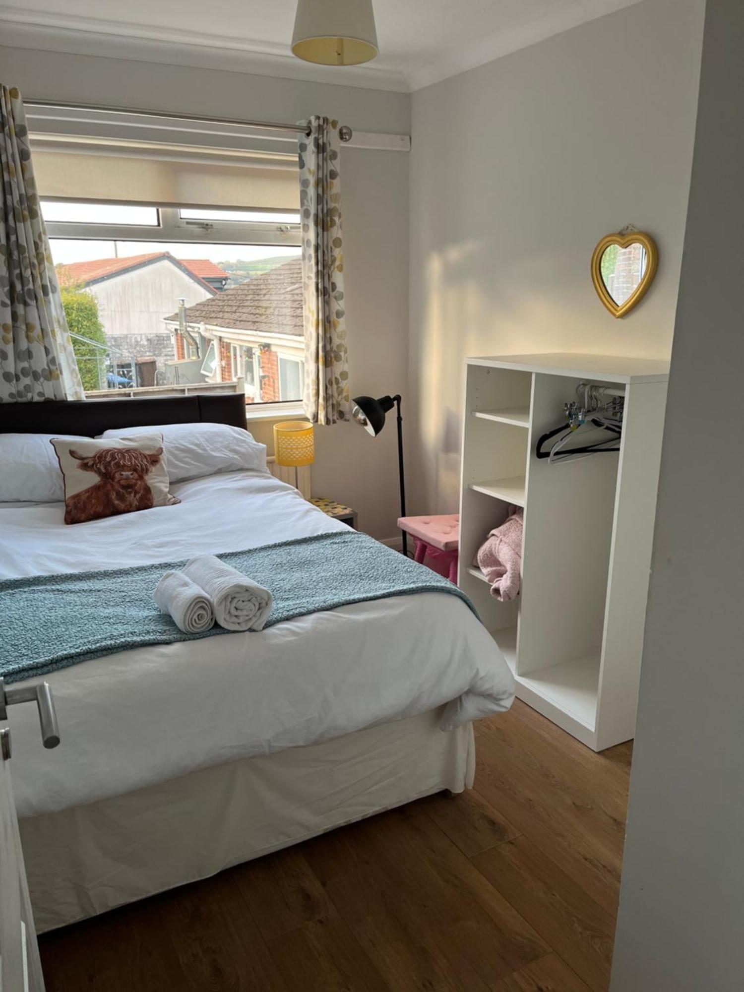 Bellevue Bungalow - Comfortable Home With Amazing Views Belfast Exterior foto